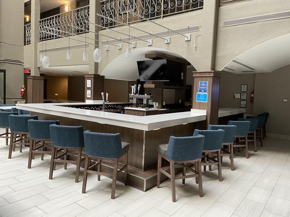 Embassy Suites By Hilton Chicago Schaumburg Woodfield Екстер'єр фото